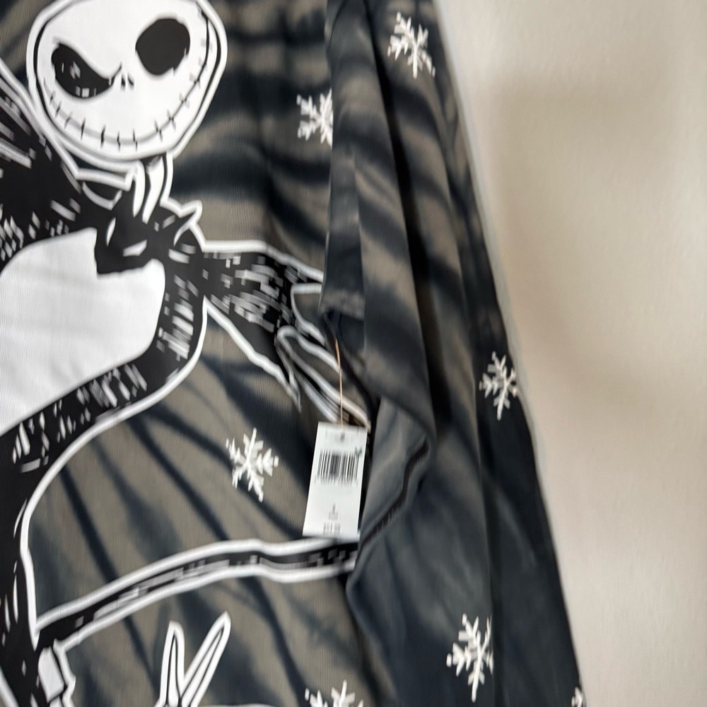 New Disney The Nightmare Before Christmas Spirit Jersey Gender Neutral Small - Picture 5 of 11